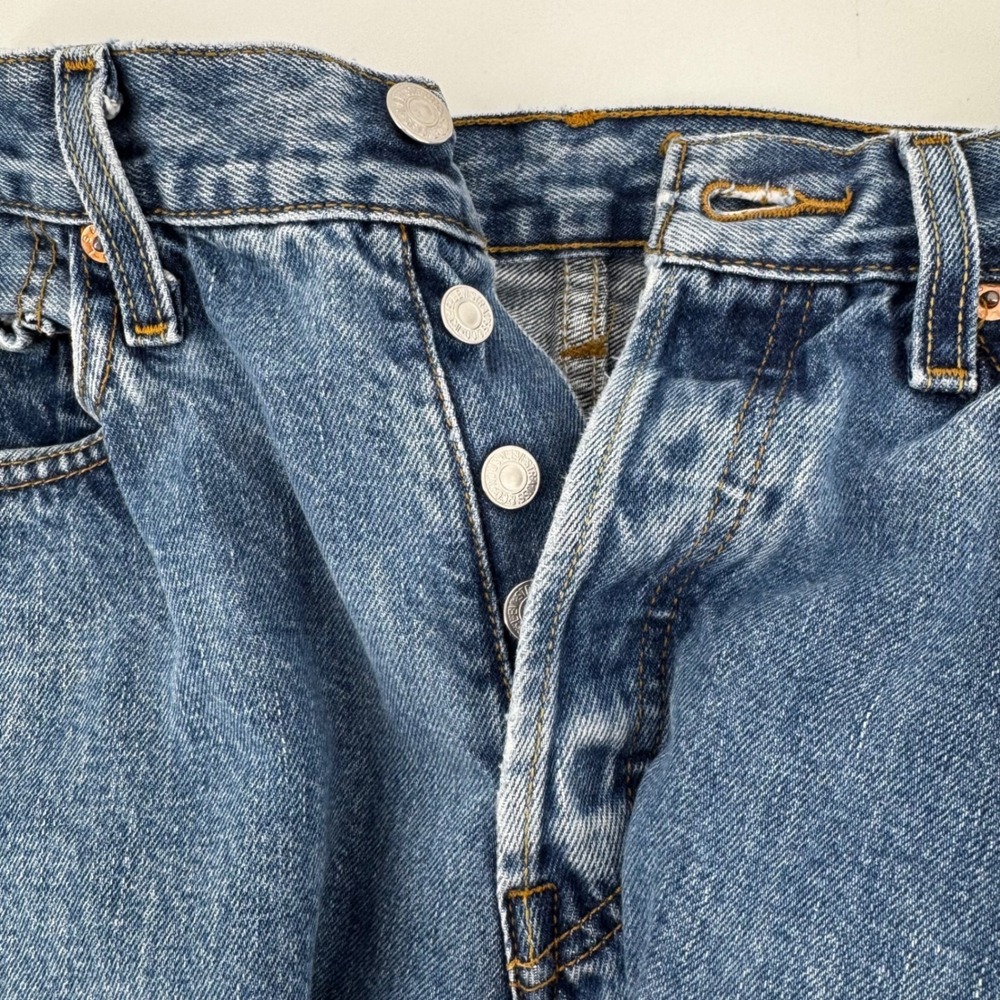 Levis 501 Original Fit Jeans Mens 30x30 (29x29) Blue Denim Button Fly Straight - Picture 6 of 16